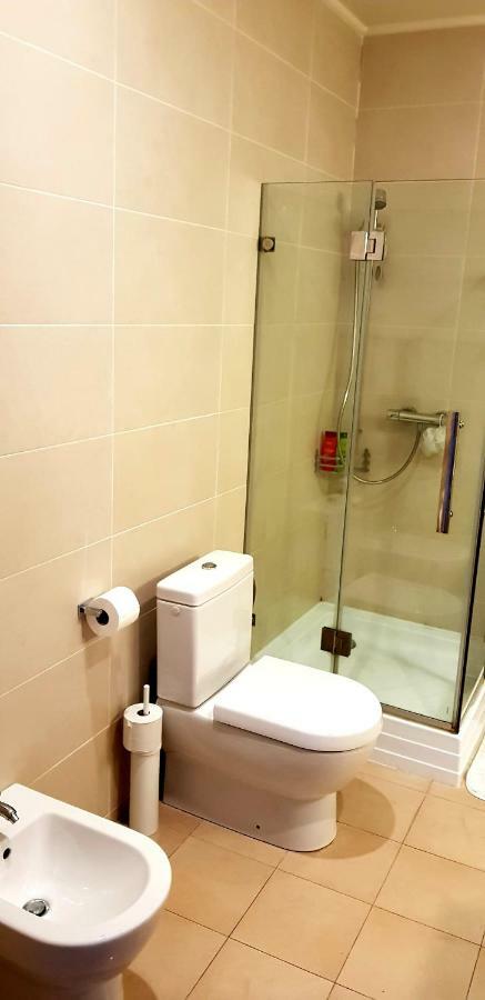 Exceptional Uzupis Bridge 3 Bedroom Apartment Вилнюс Екстериор снимка