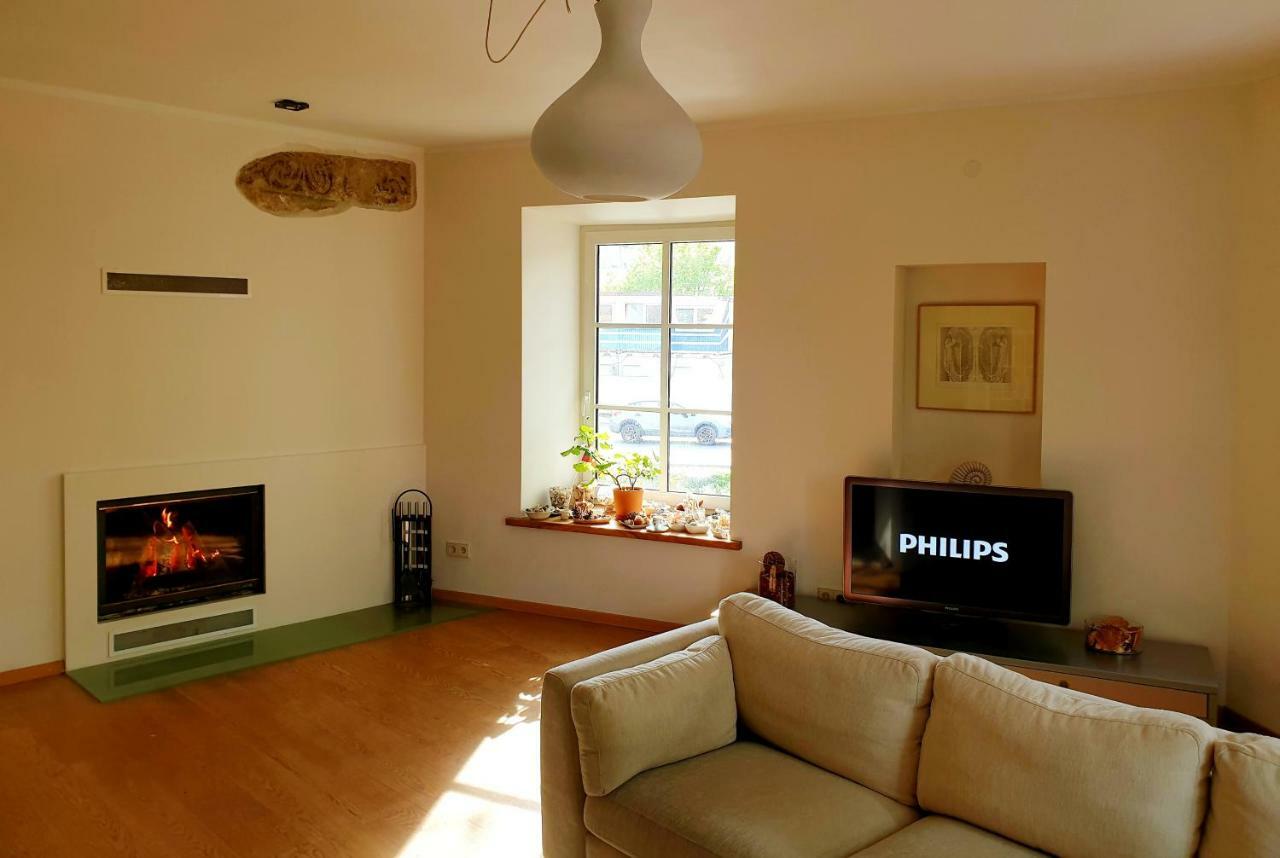 Exceptional Uzupis Bridge 3 Bedroom Apartment Вилнюс Екстериор снимка